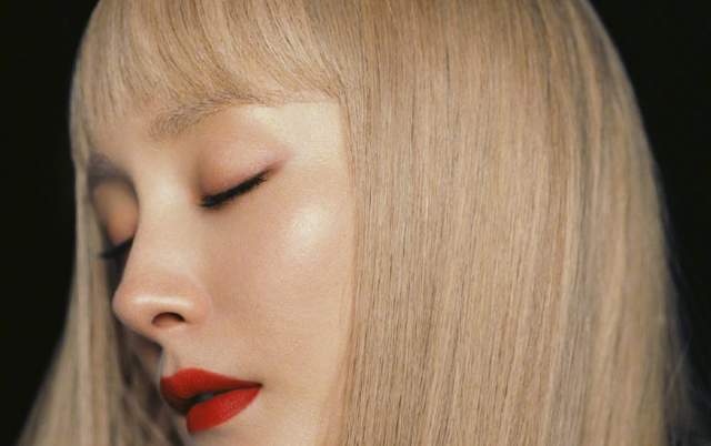 ���ݽ����ͳ����ѵ�һ�������������˿�Ϳ�